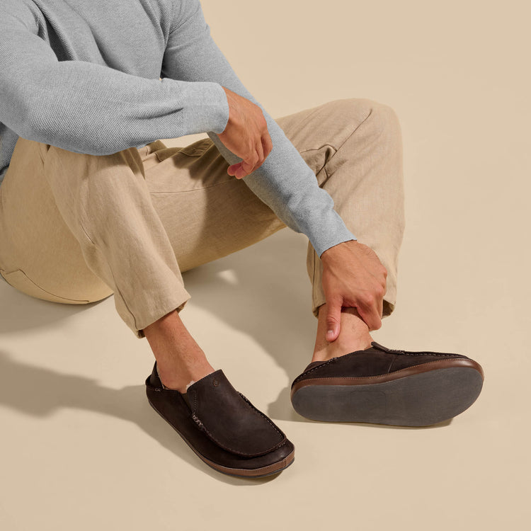 OluKai Moloa Slippers - Men display picture 1
