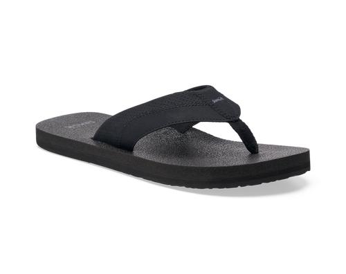 Sanuk Beer Cozy IV sandals in black with textured footbed and synthetic leather thong straps, angled side view.