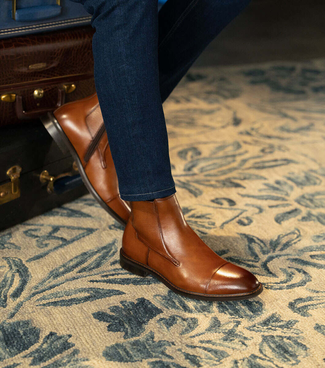 Berkshire Cap Toe Side Zip Boot product image