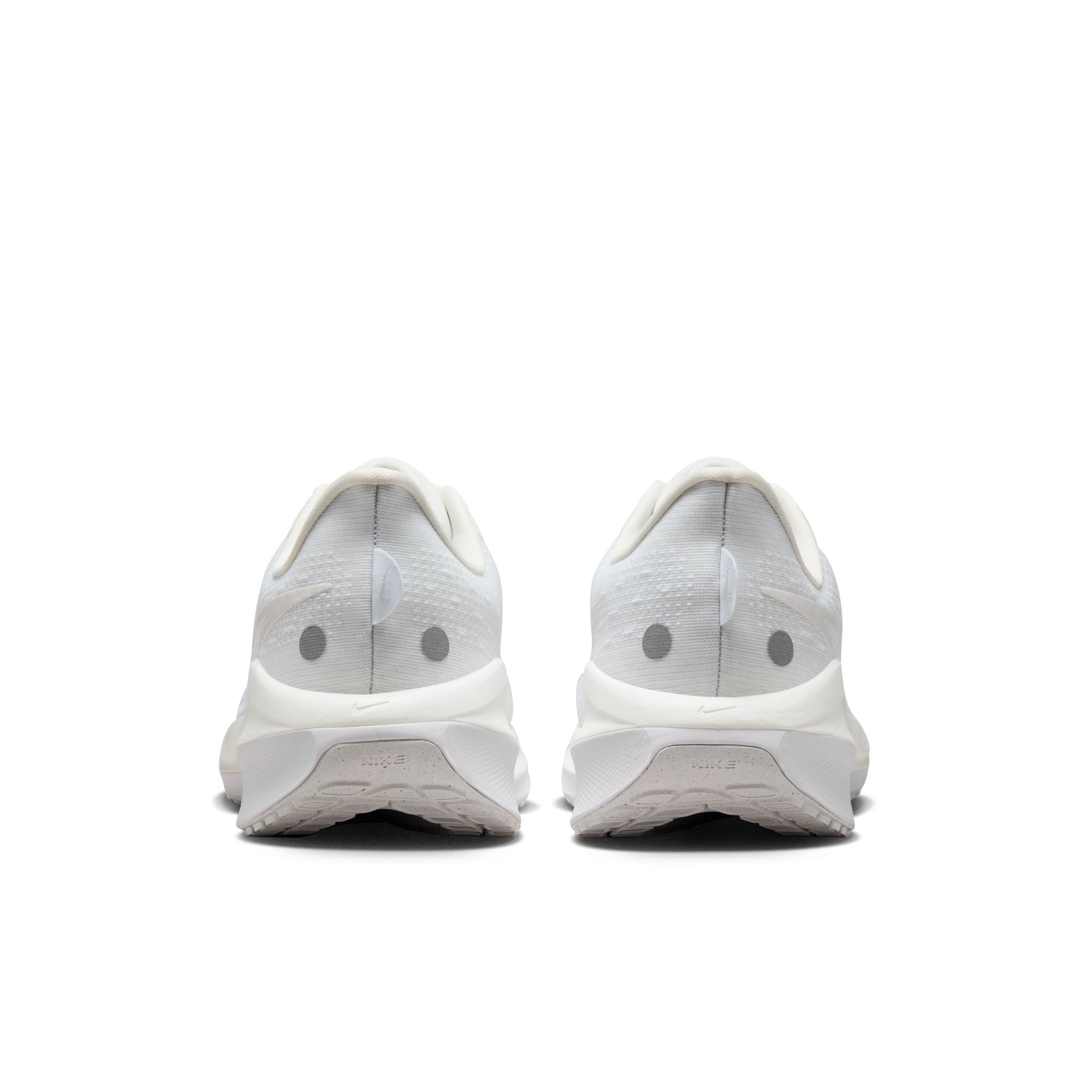 Air Zoom Vomero 17 product image