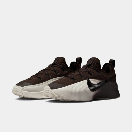 LeBron TR 1