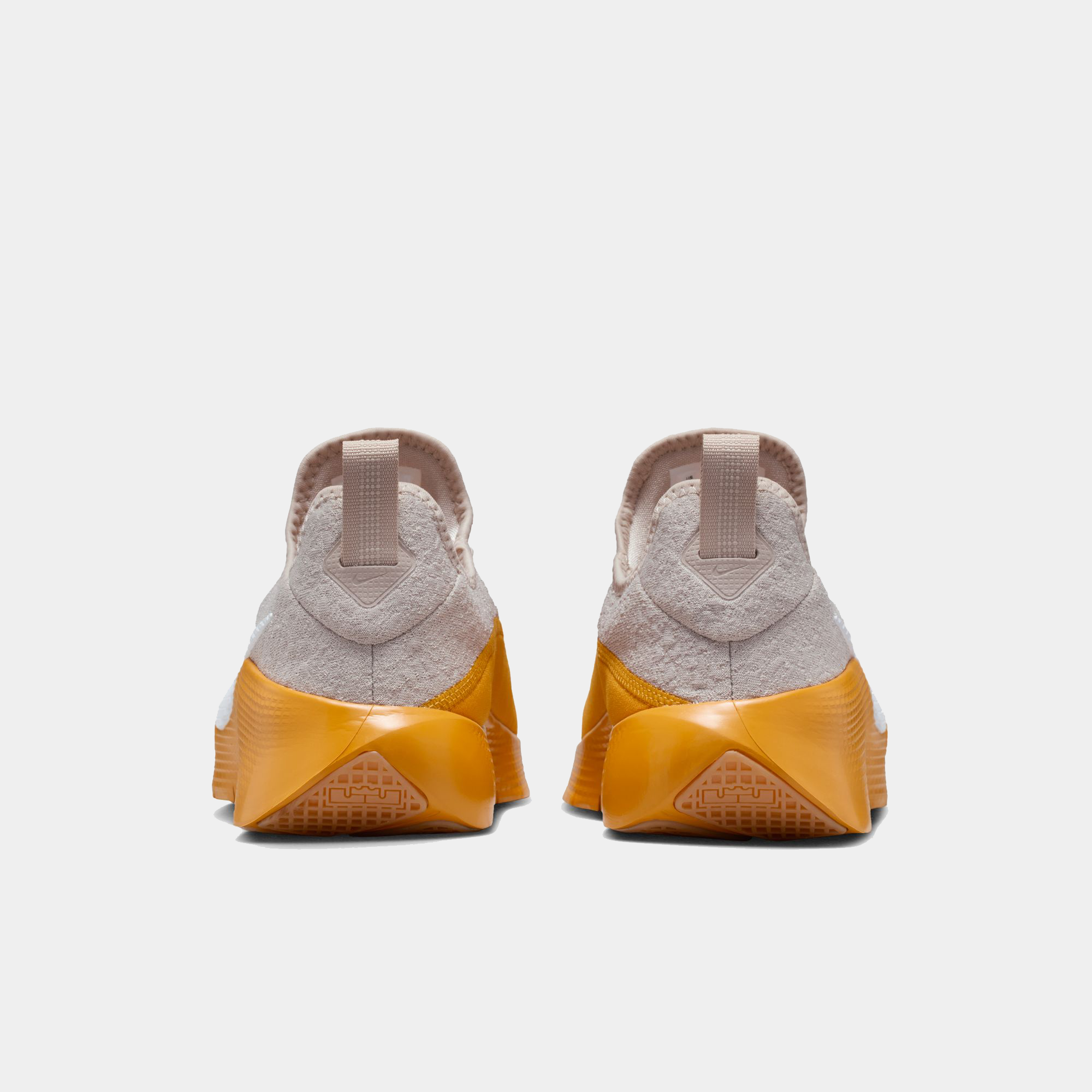 LeBron TR 1 product image