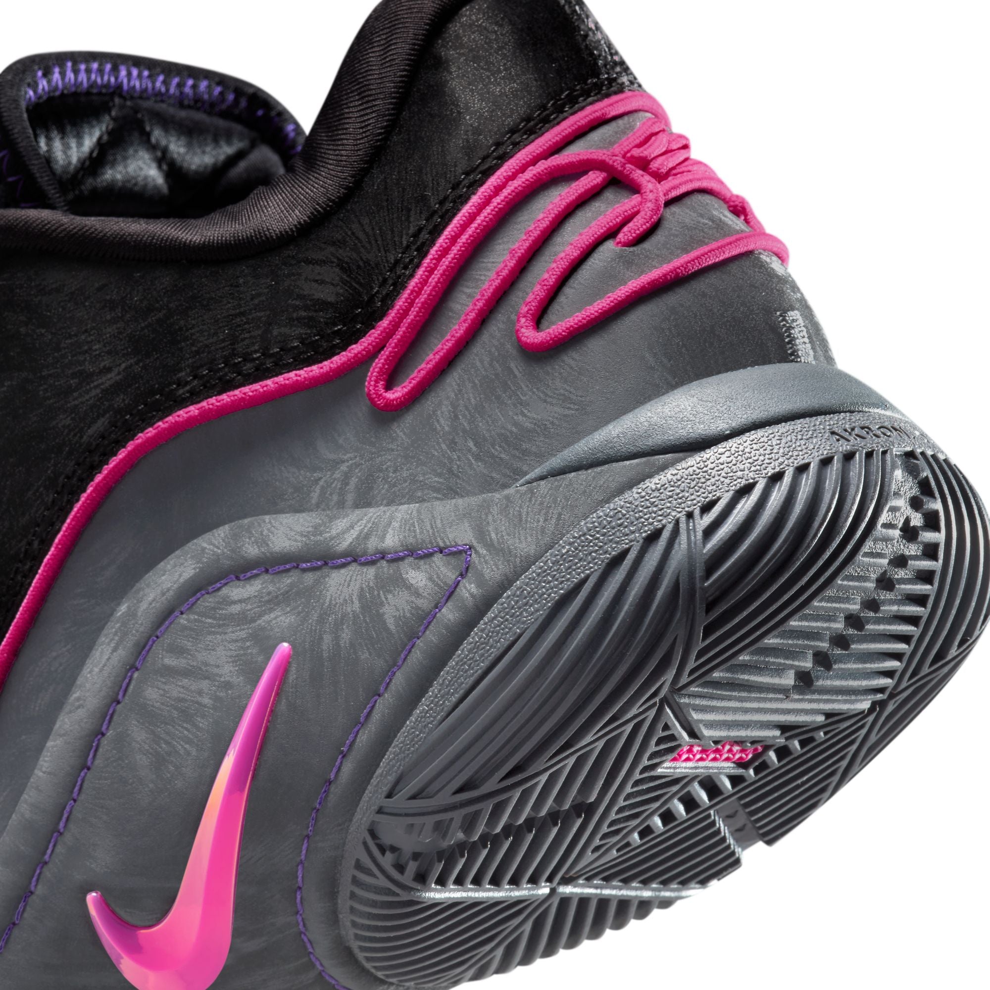 LeBron XXII "Tunnel Vision" product image