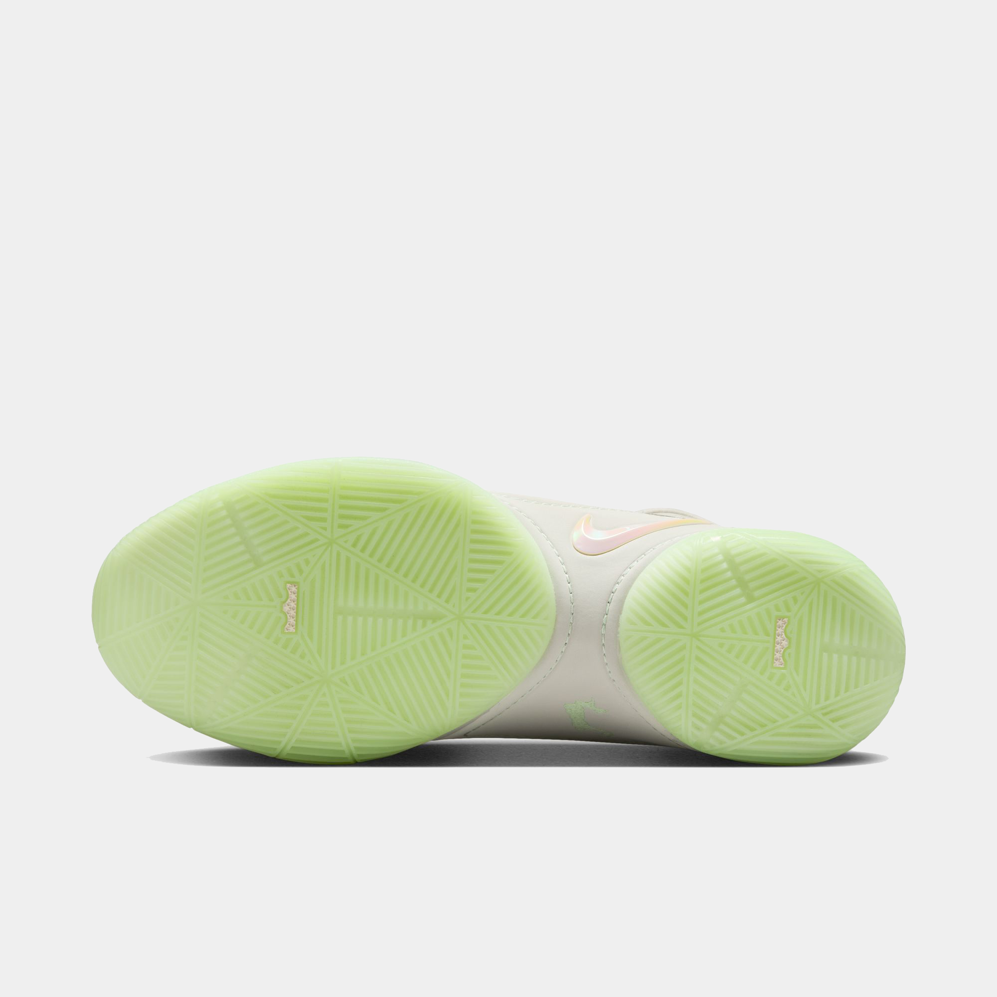 LeBron XXII product image