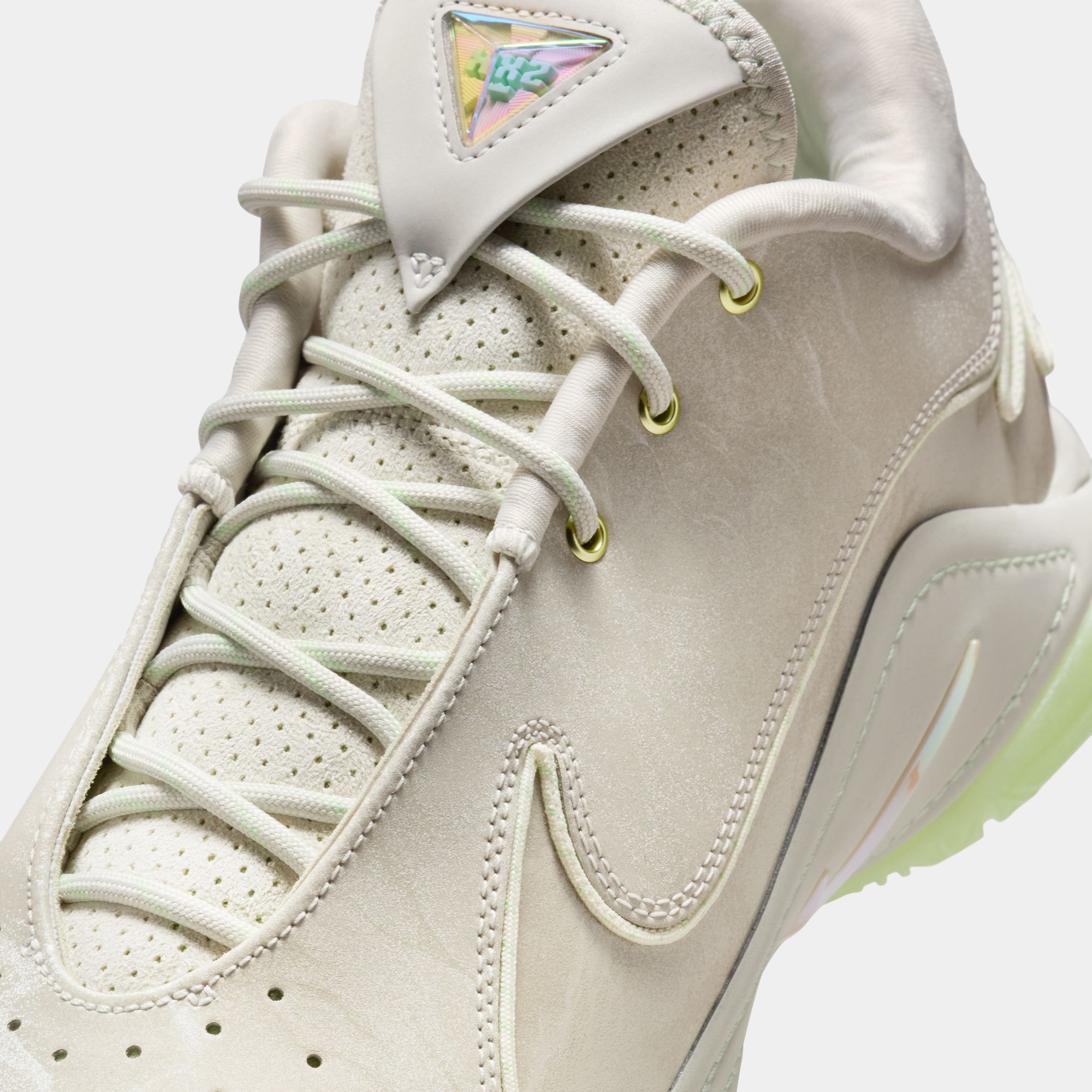 LeBron XXII product image
