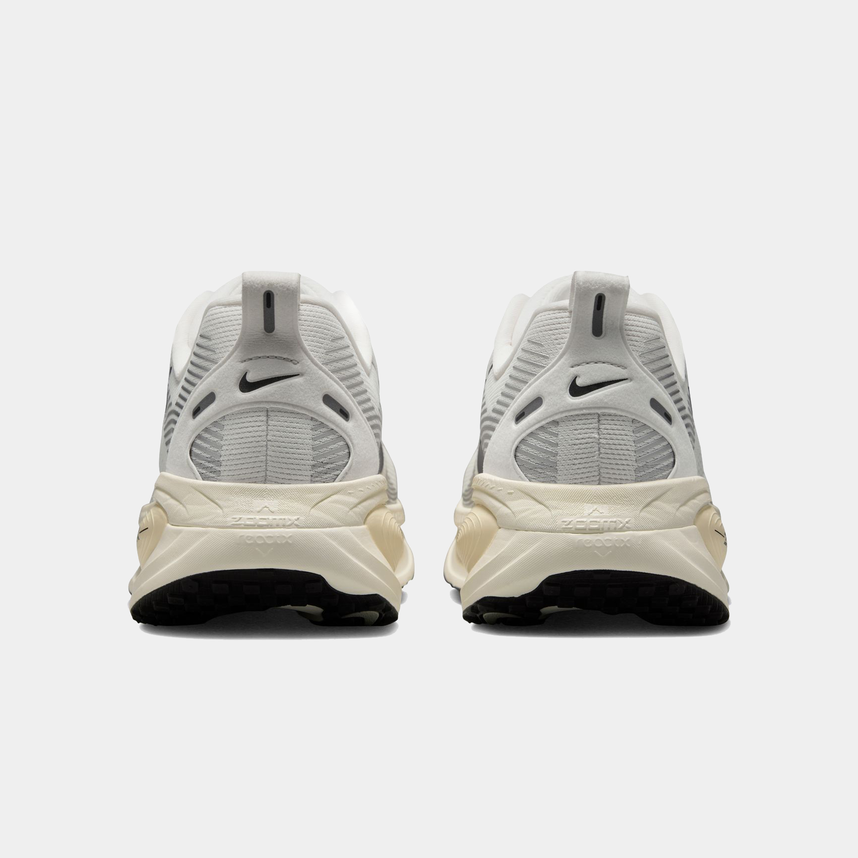 Air Zoom Vomero 18 product image