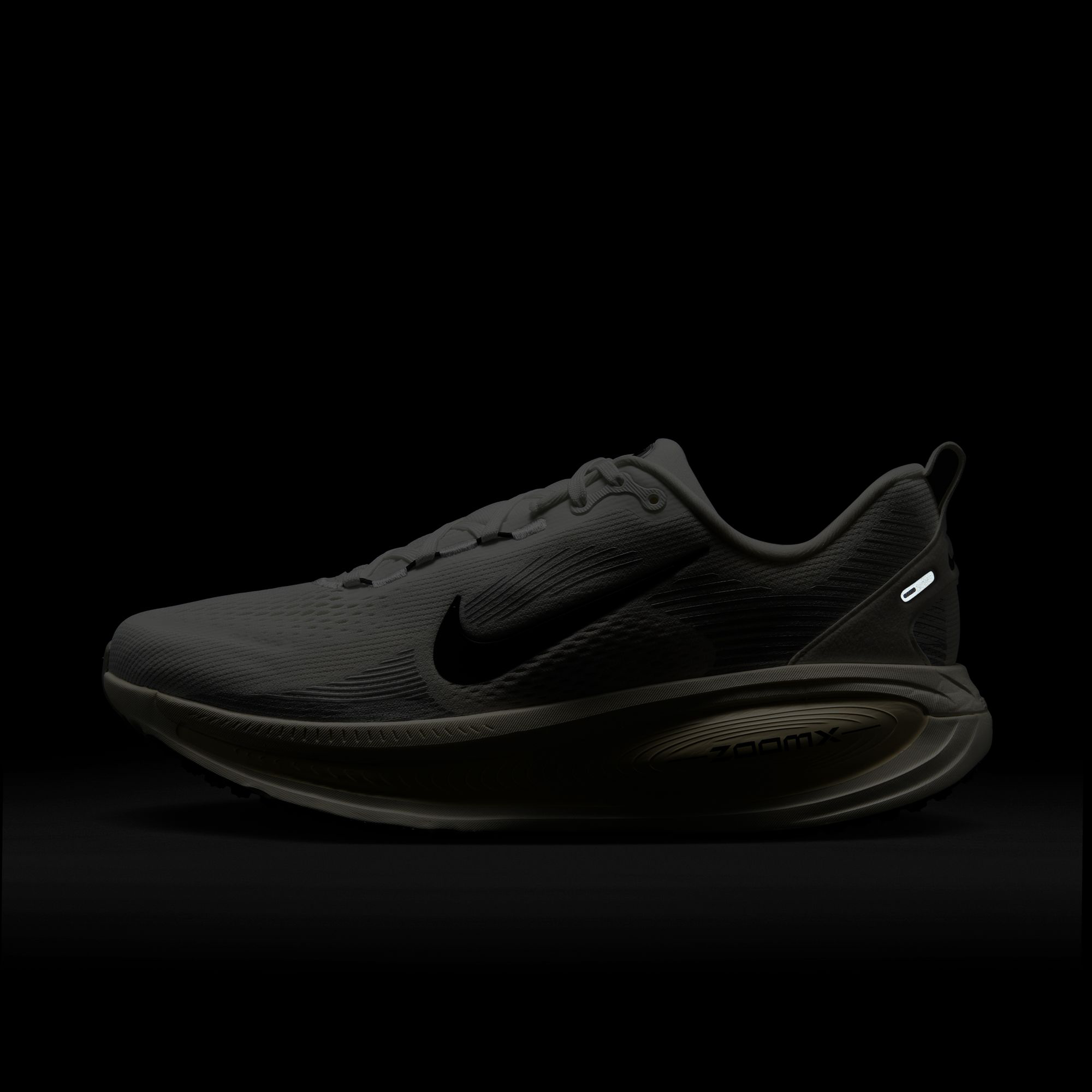 Air Zoom Vomero 18 product image