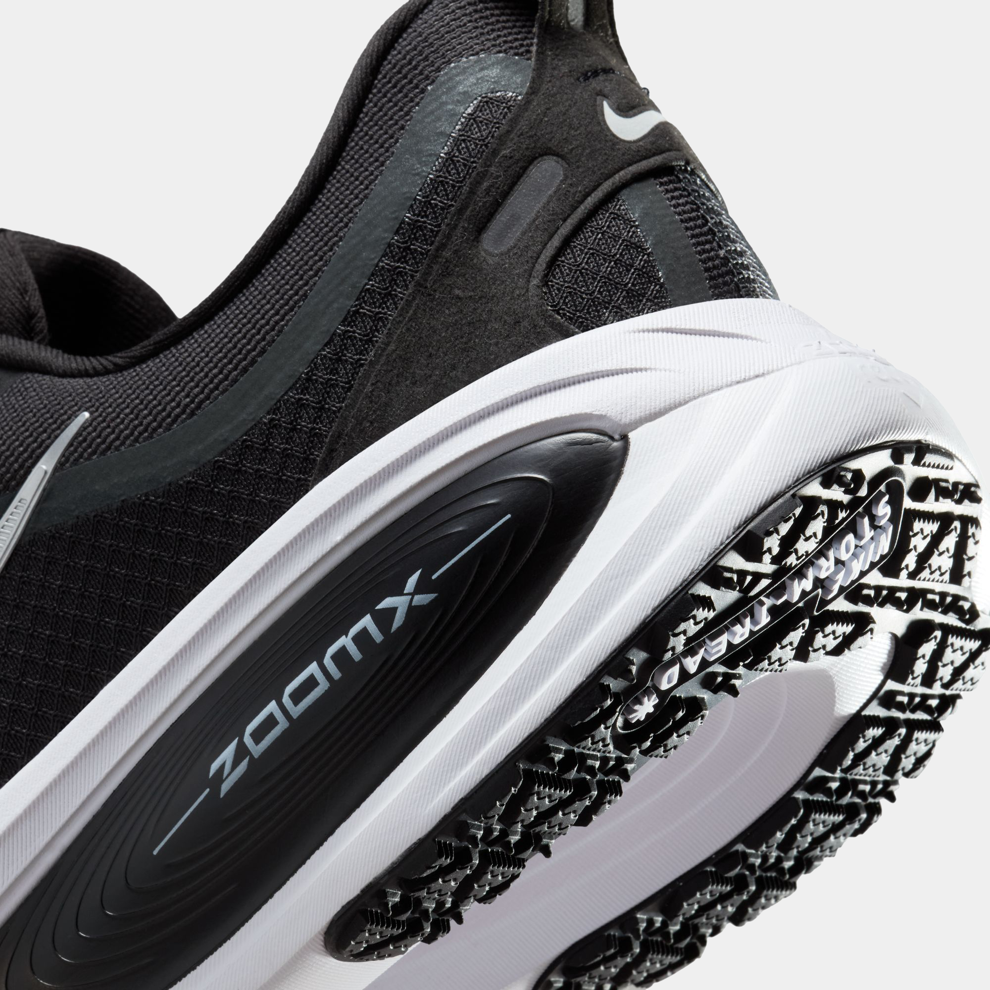 Vomero 18 GORE-TEX product image