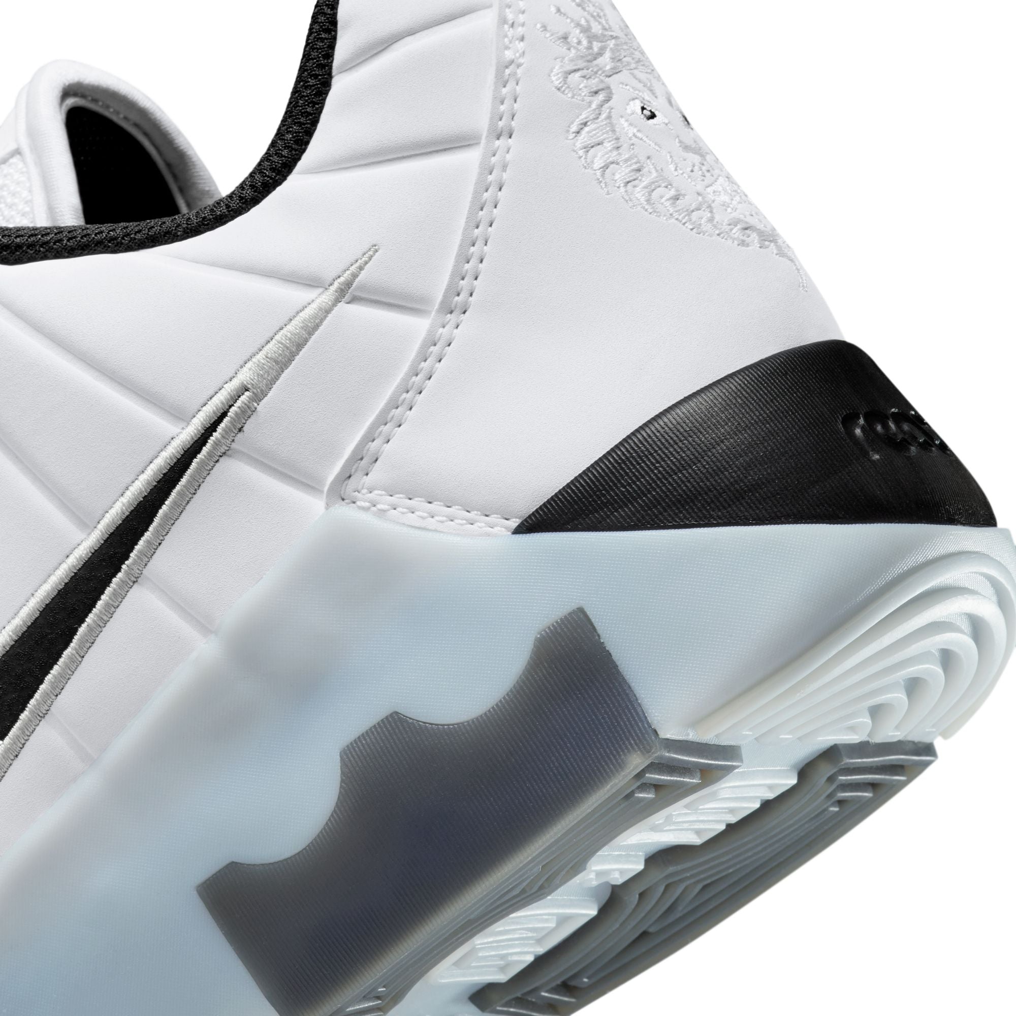 LeBron Witness IX product image
