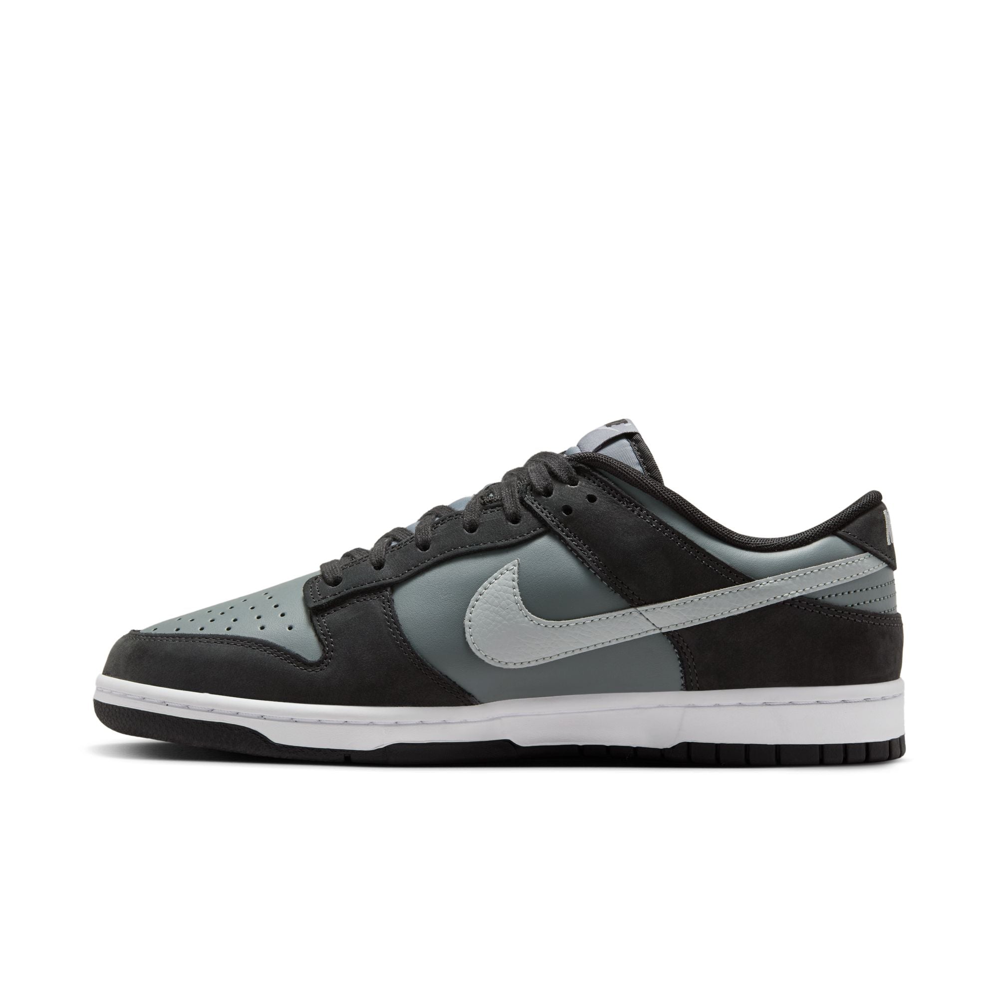 Dunk Low product image