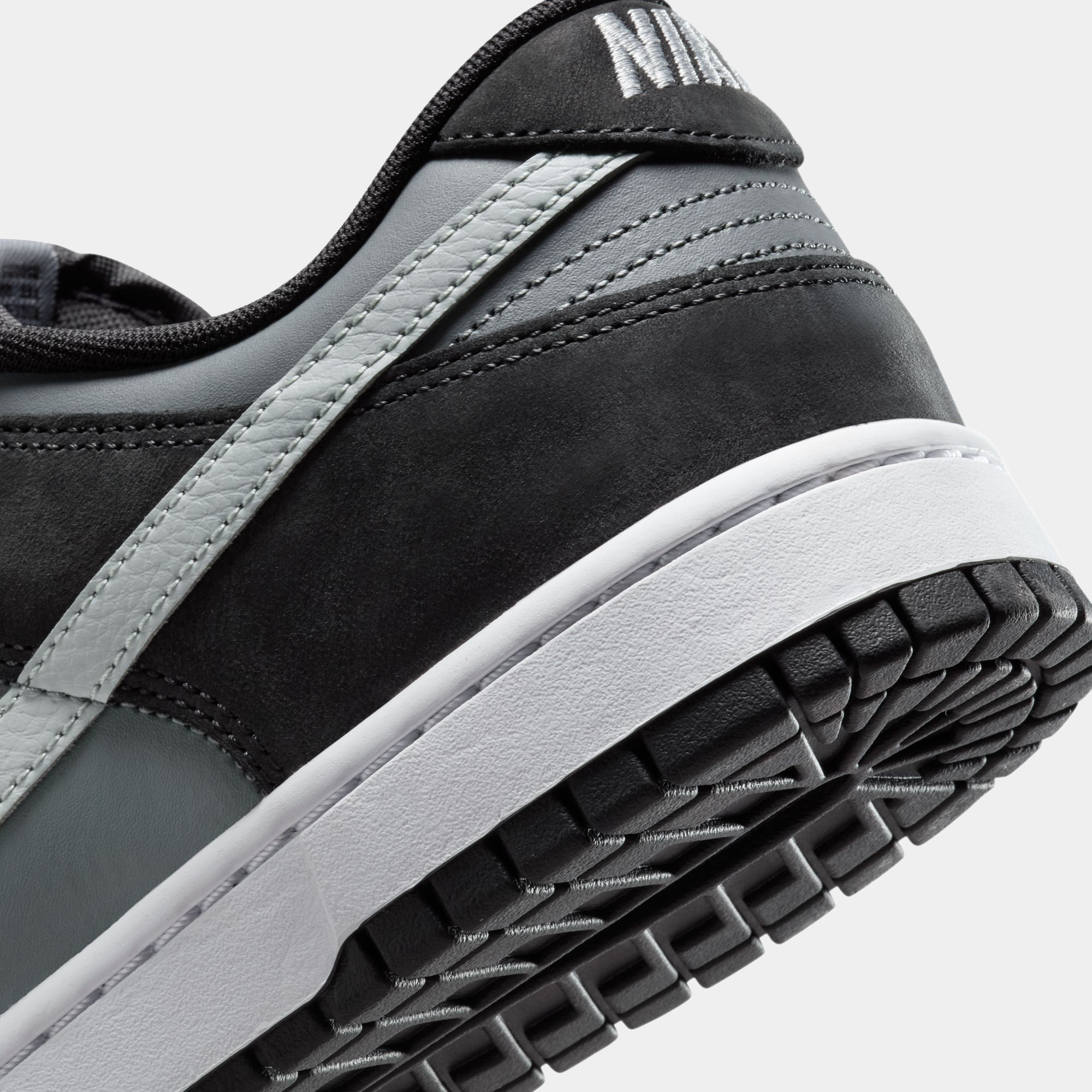 Dunk Low product image