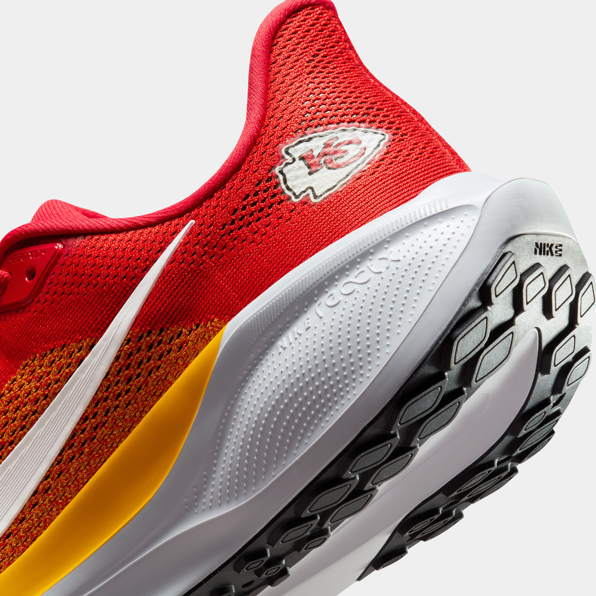 Nike Air Zoom Pegasus 40 NFL Kansas City Chiefs (Select Size) Nike releases new Kansas City Chiefs sneaker, check out the  main image 2