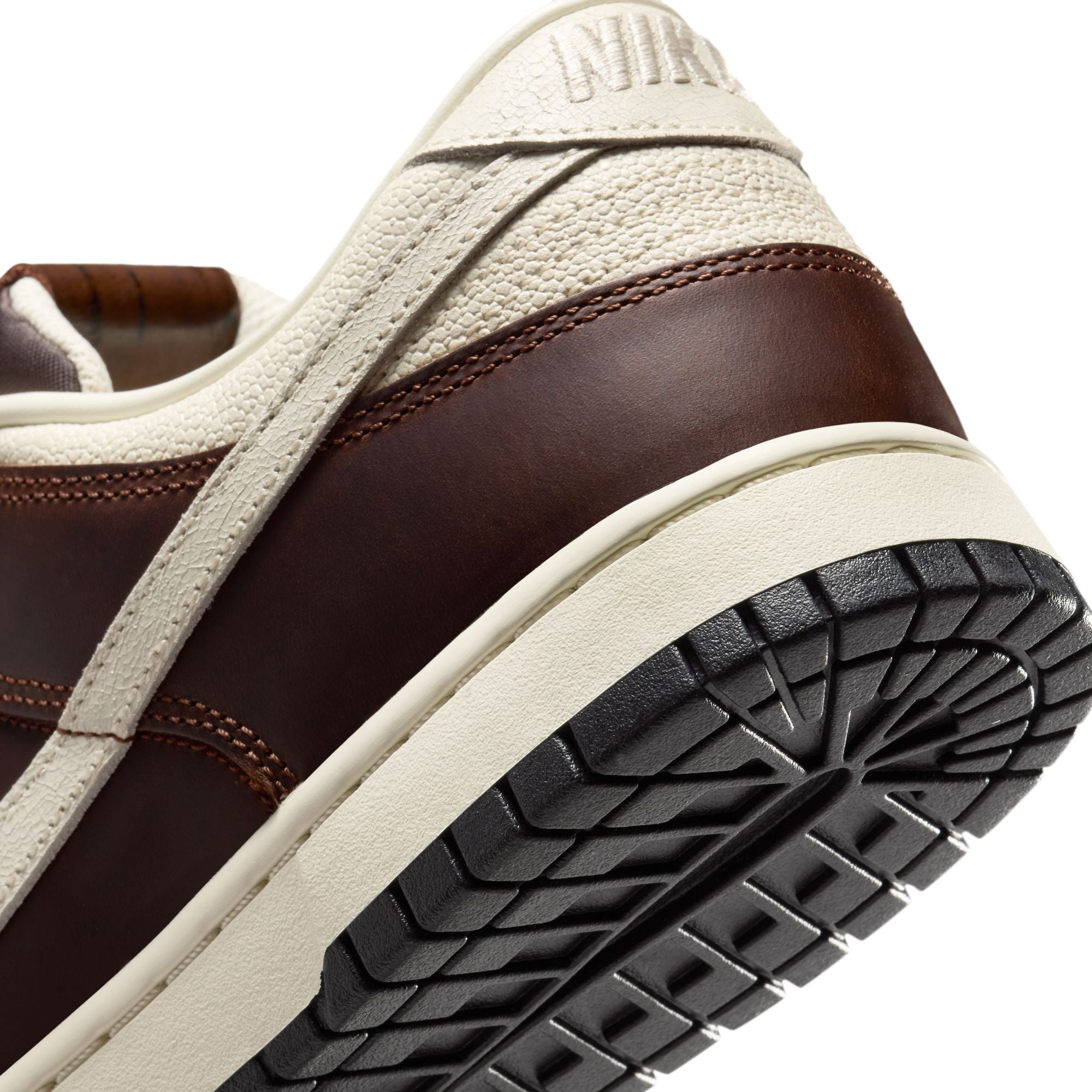 Dunk Low Retro product image
