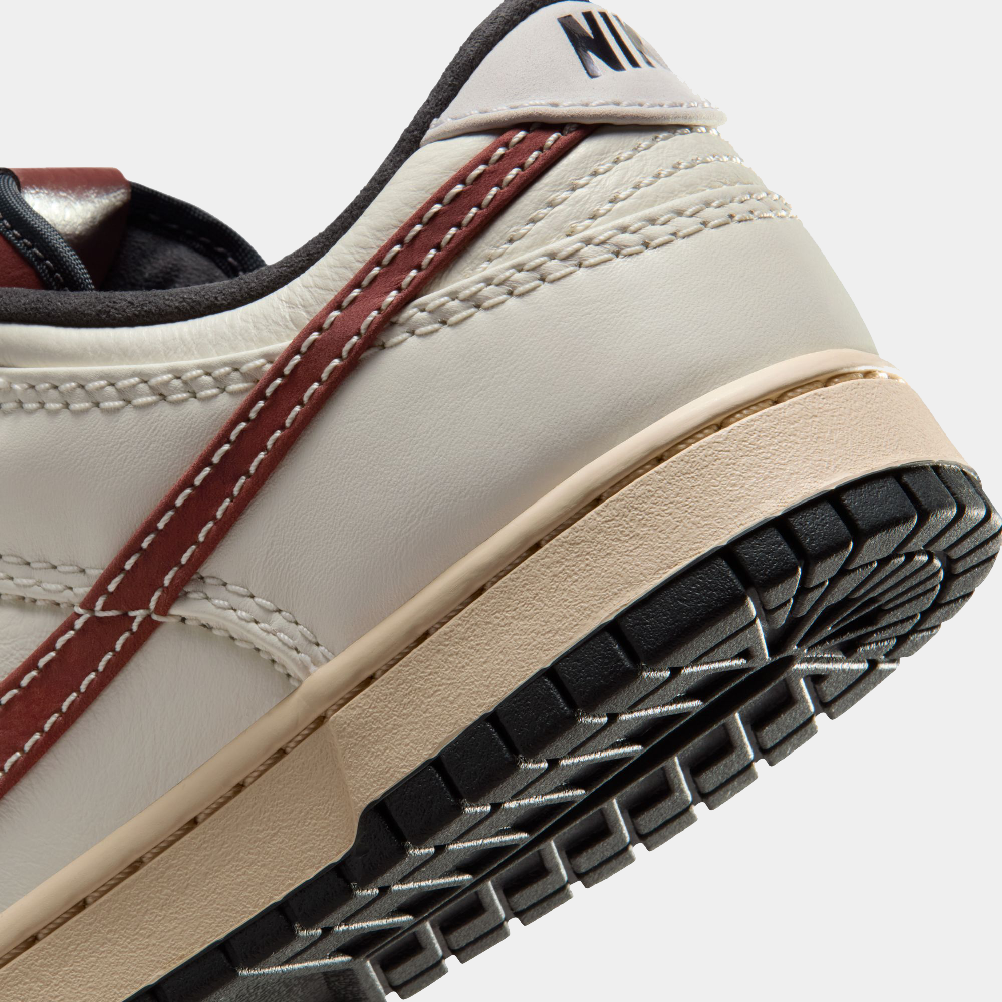 Dunk Low product image