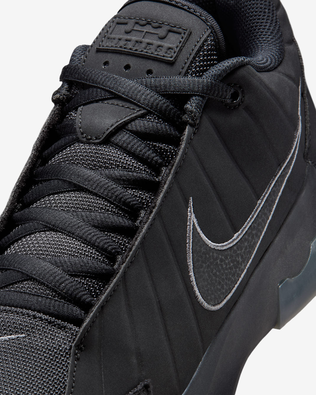 LeBron Witness IX product image