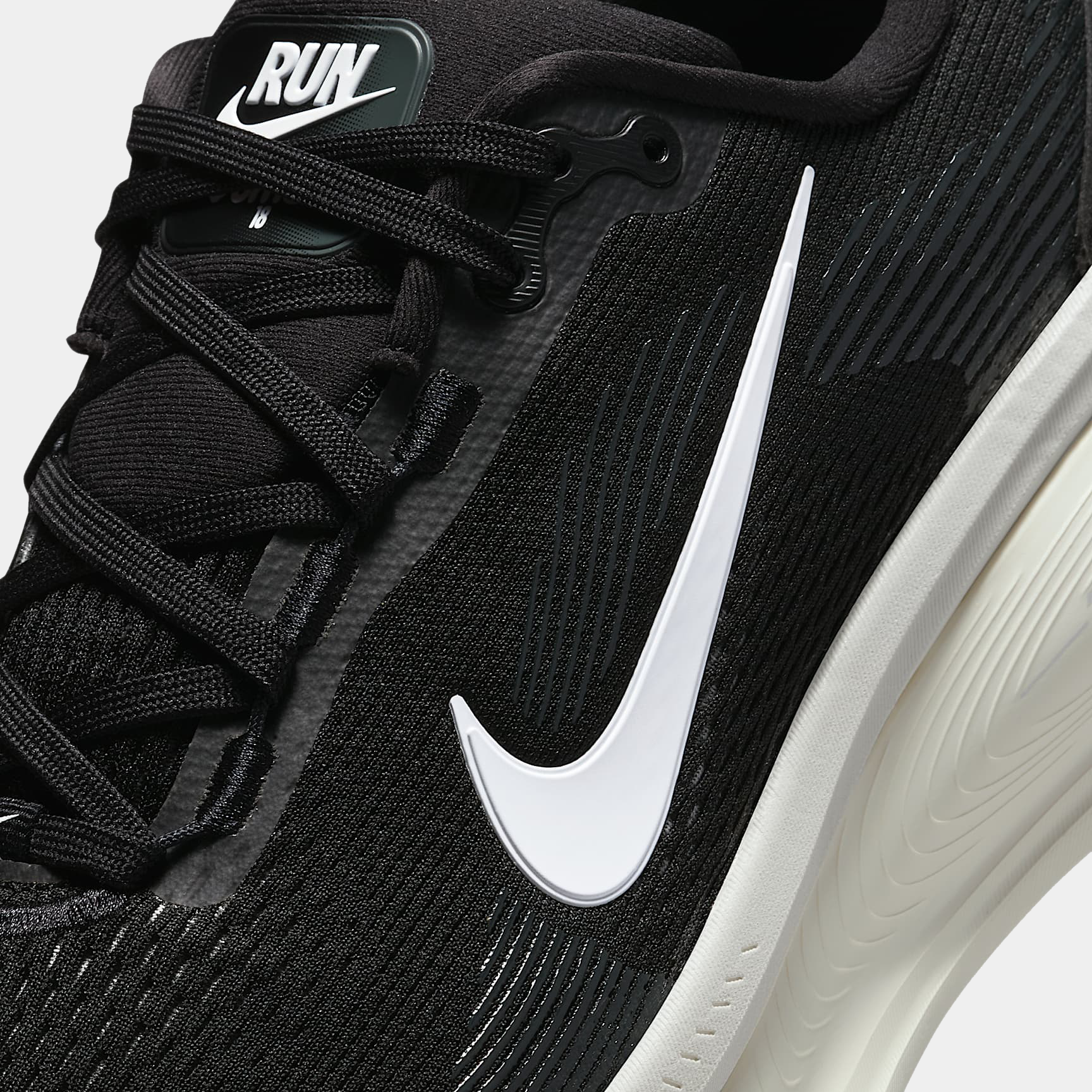 Air Zoom Vomero 18 product image