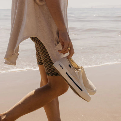 size 15 athletic shoes