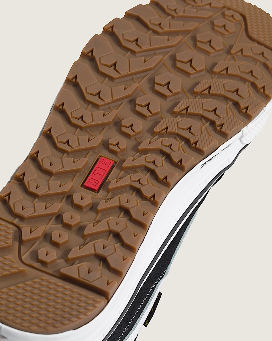 MTE Sk8-Hi Waterproof Insulated Shoe product image