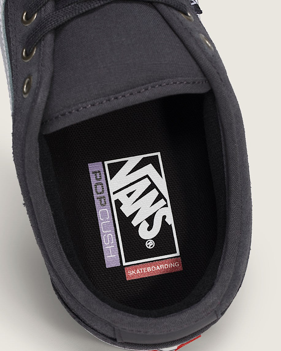 Skate Chukka Low Sidestripe product image