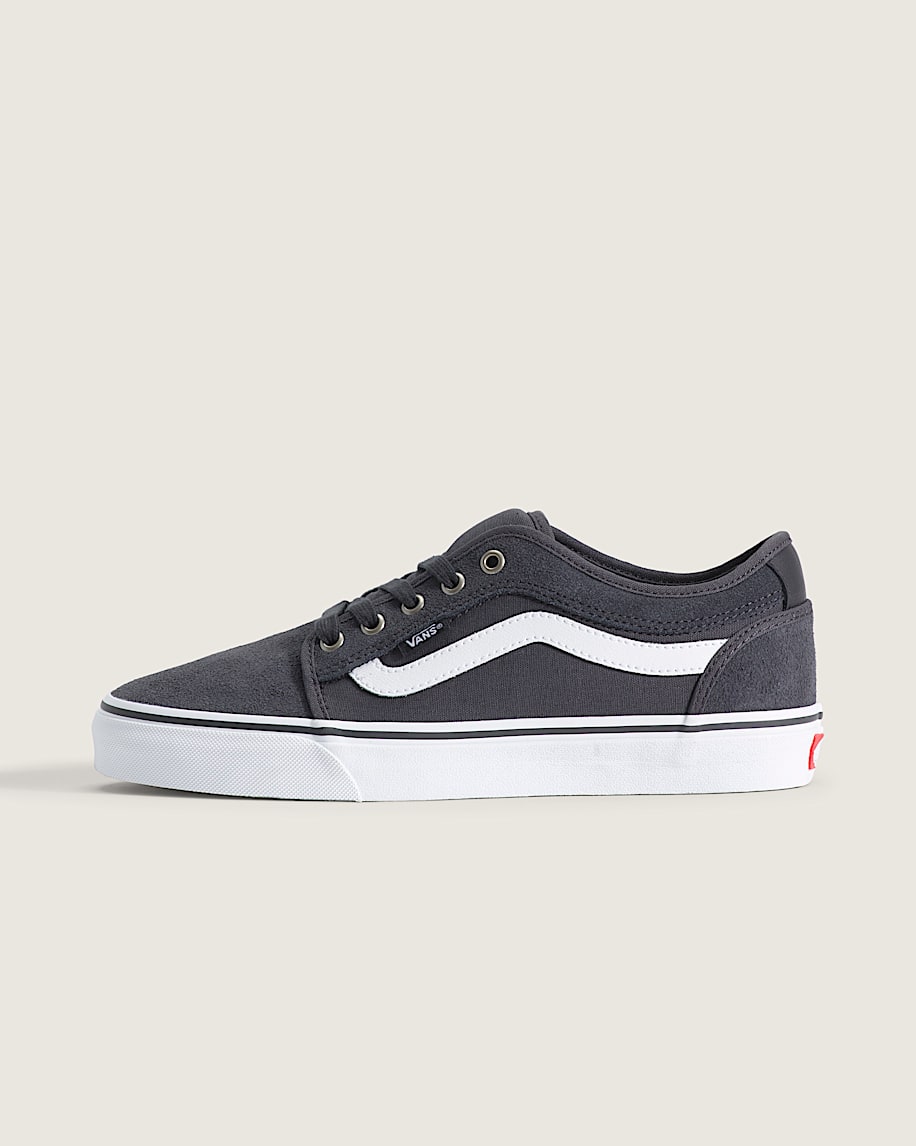 Skate Chukka Low Sidestripe product image