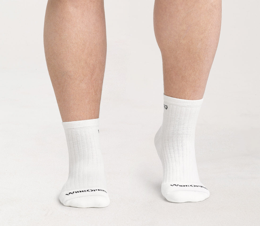 Solid Cushioned Quarter Socks product image