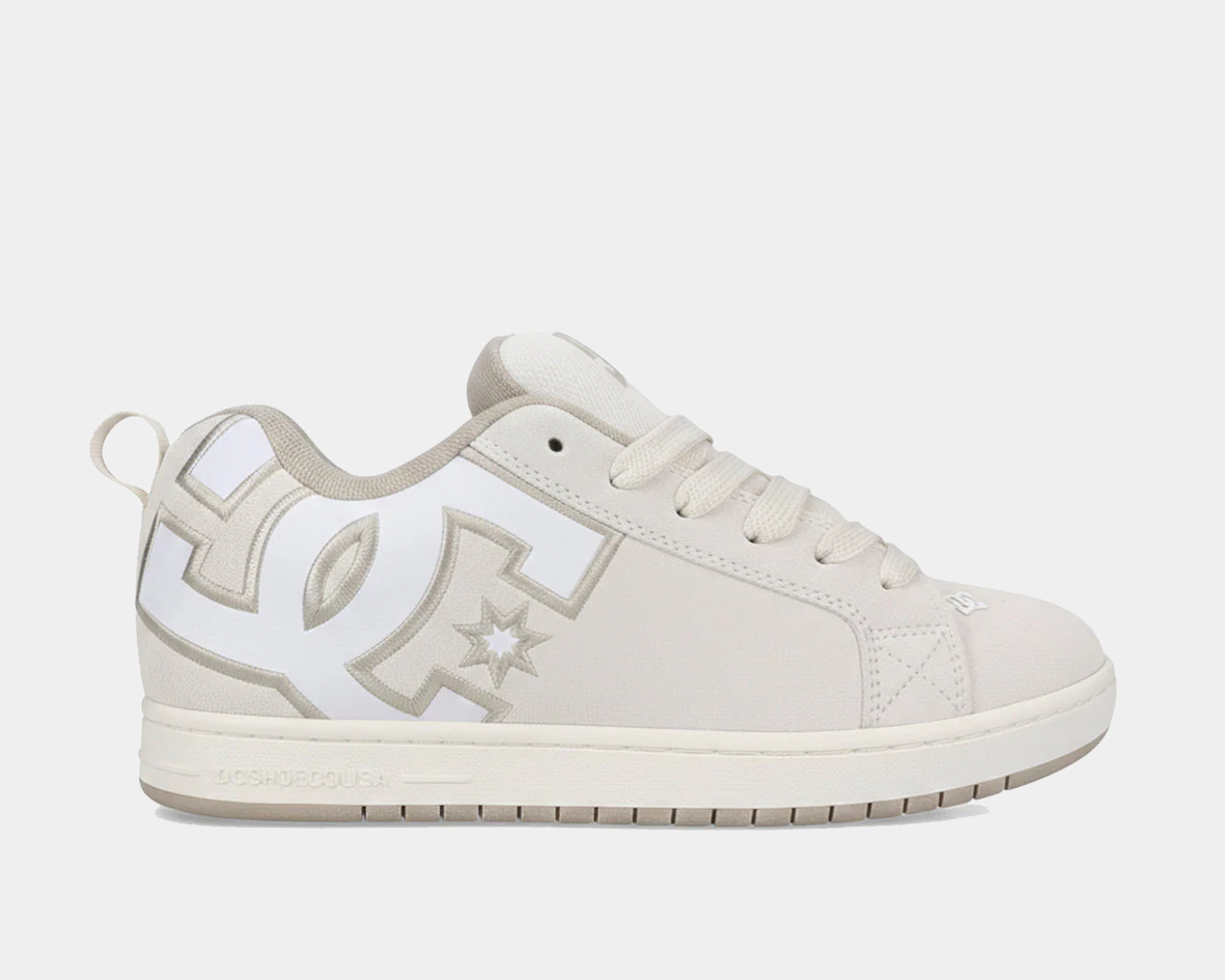 DC Court Graffik SE Skate Shoes in Large Sizes – BigShoes display picture 1