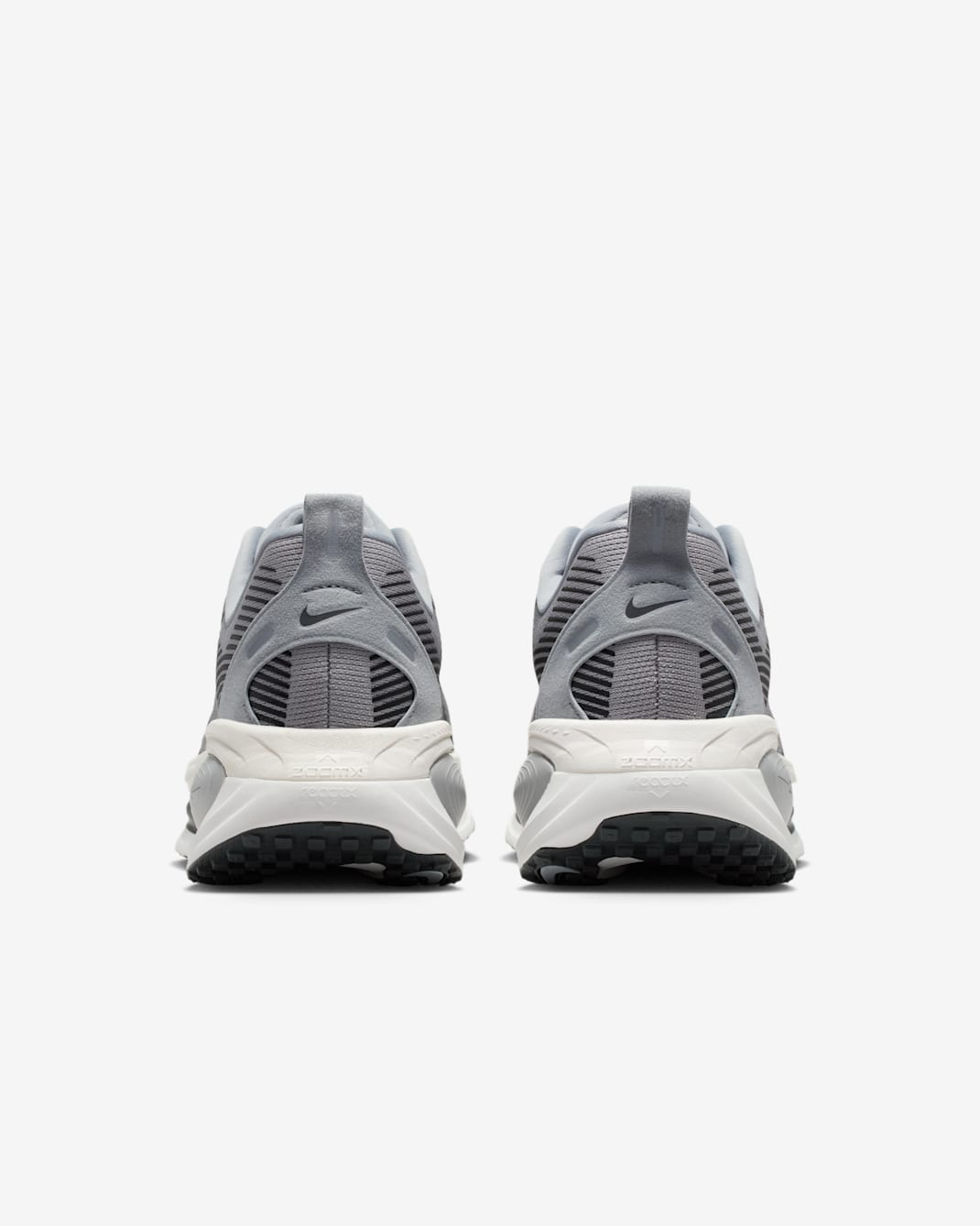 Air Zoom Vomero 18 product image