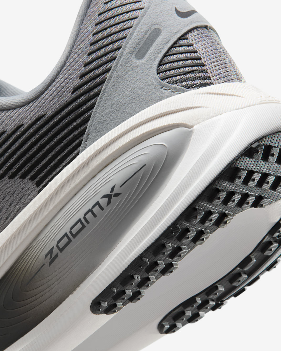 Air Zoom Vomero 18 product image