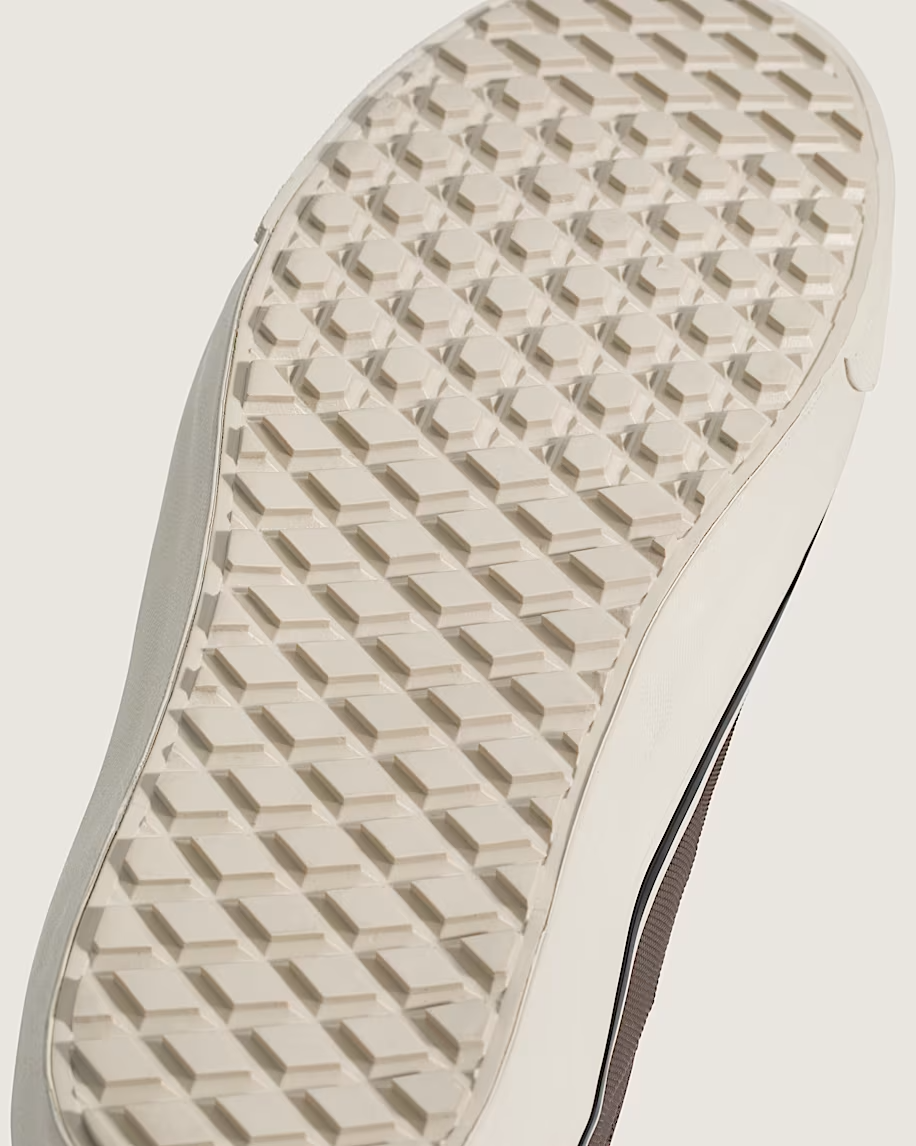 MTE Mid-Slip Insulated Shoes product image